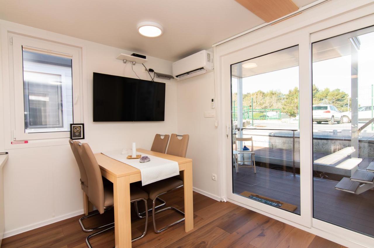 Eldamar Floating House Portoroz Apartment Ngoại thất bức ảnh
